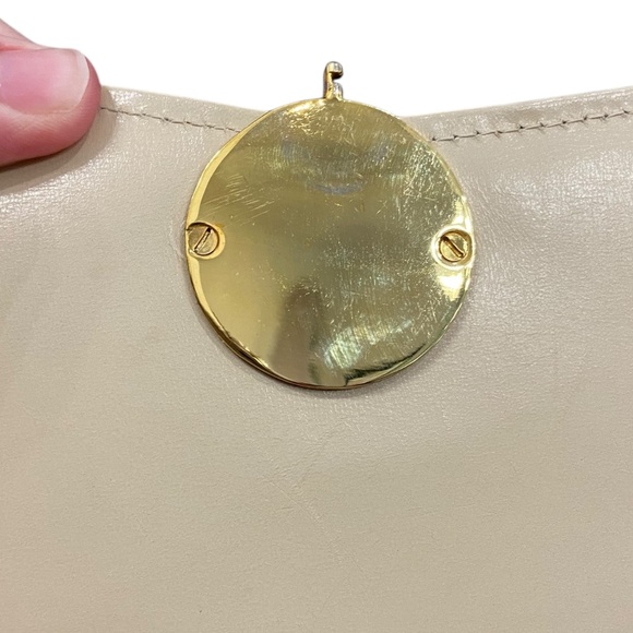 Gucci Shoulder Bag w/ COA | Authentic Gucci Handbag Gold Hardware Ivory Micro GG - Picture 9 of 16